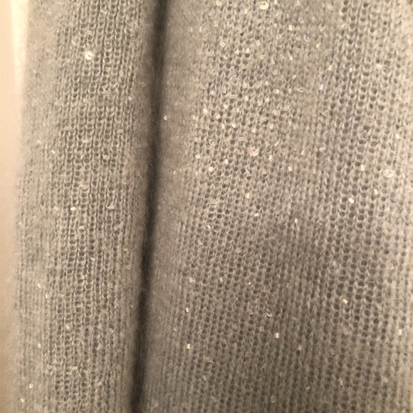 Vintage Seafoam Green Angora/Mohair Blend Long Ice Crystal Swearer. - Picture 3 of 6